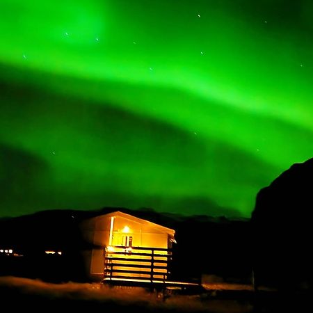 Green Farm Stay With Private Hot Tub Hvolsvöllur Exteriör bild