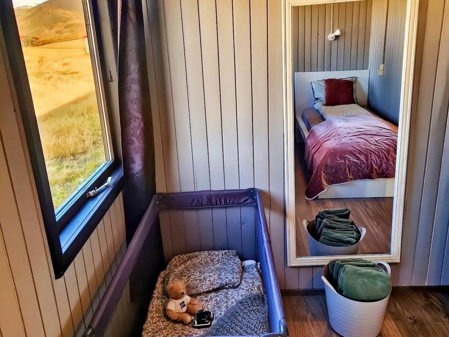 Green Farm Stay With Private Hot Tub Hvolsvöllur Exteriör bild