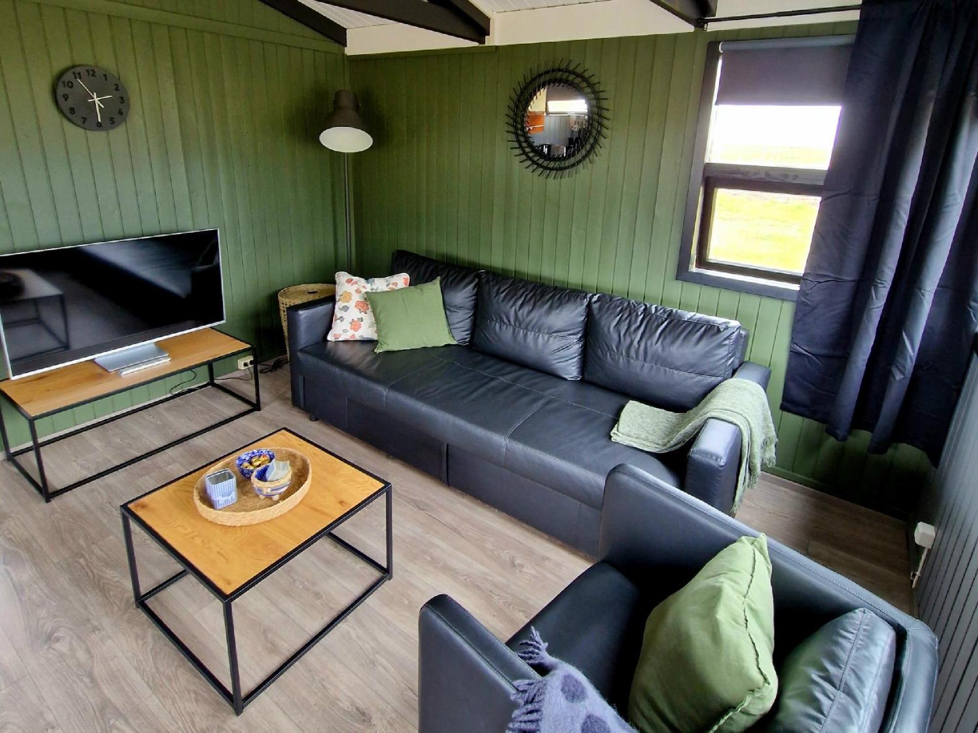 Green Farm Stay With Private Hot Tub Hvolsvöllur Exteriör bild